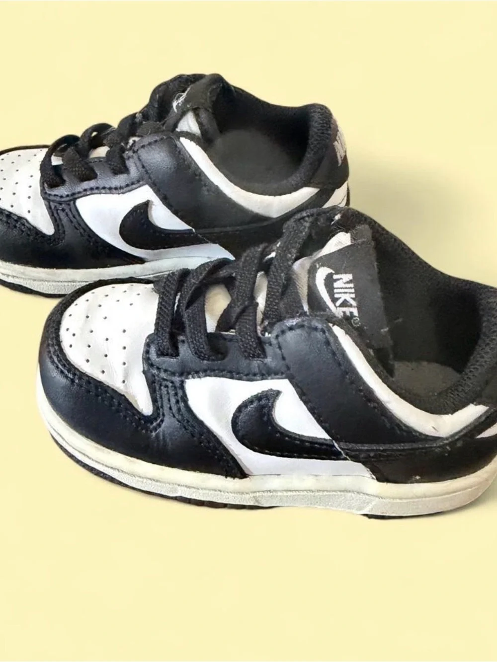 Nike Kids Black and White Low-Top Sneakers - Retro Style